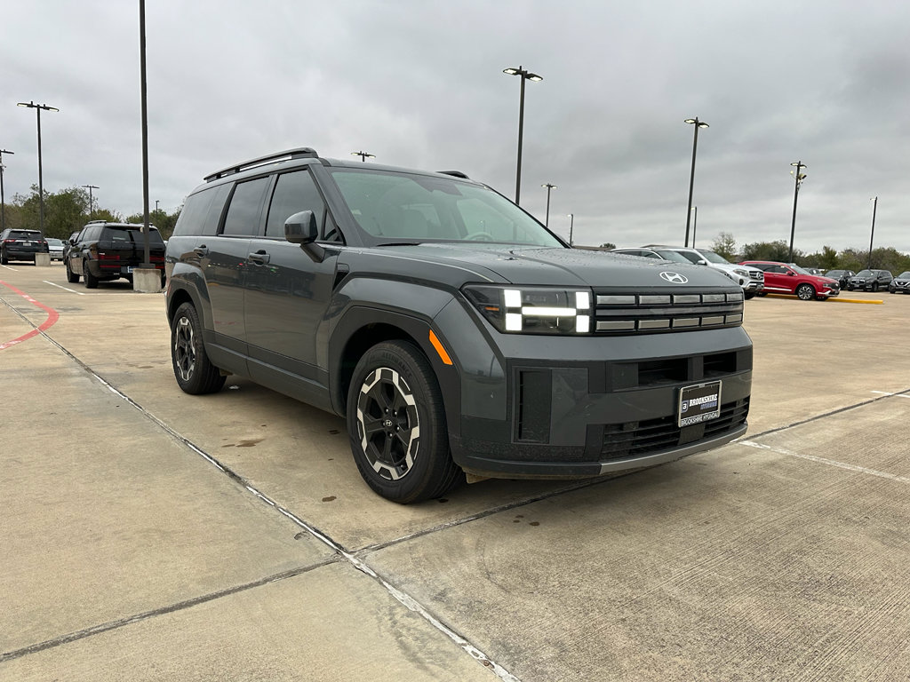 Used 2025 Hyundai Santa Fe SEL image 3