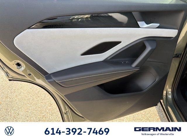 New 2026 Volkswagen Tiguan SE R-Line image 25