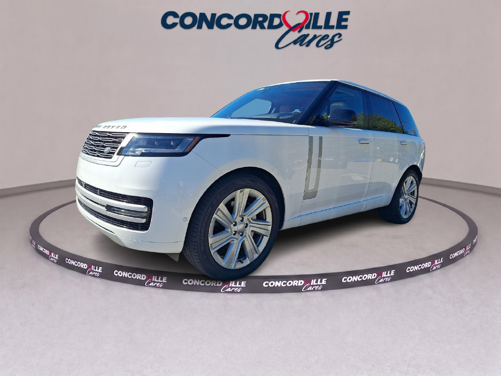 Used 2022 Land Rover Range Rover SE AWD/4WD image 3