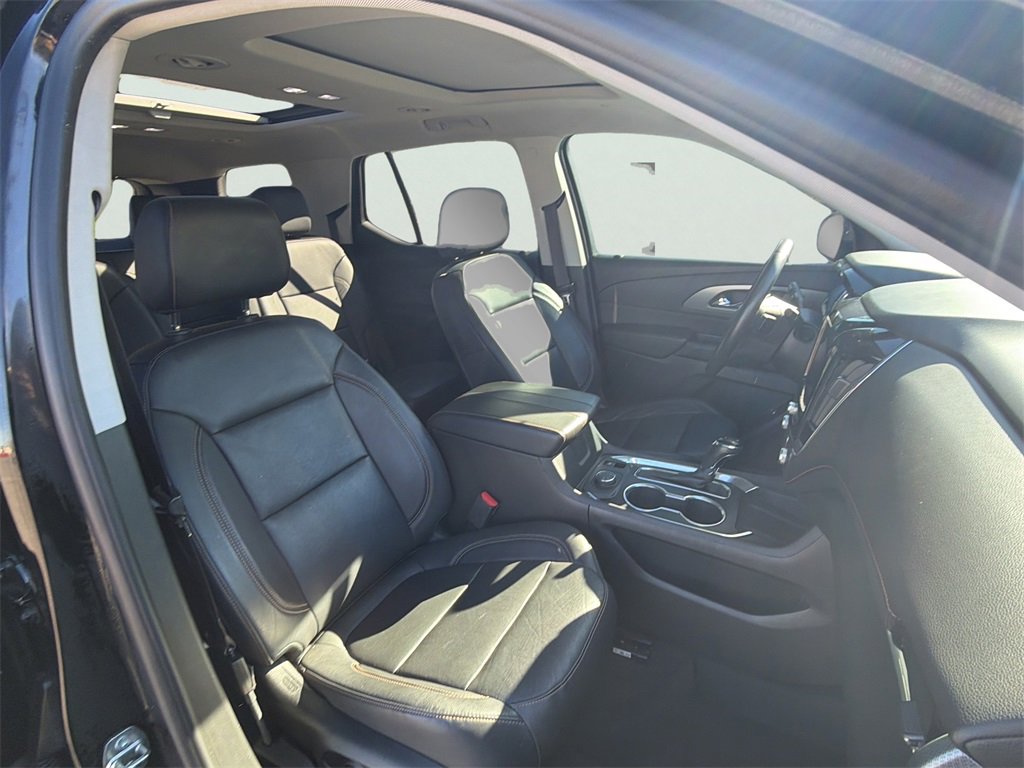 Used 2019 Chevrolet Traverse Premier w/ Redline Edition image 8