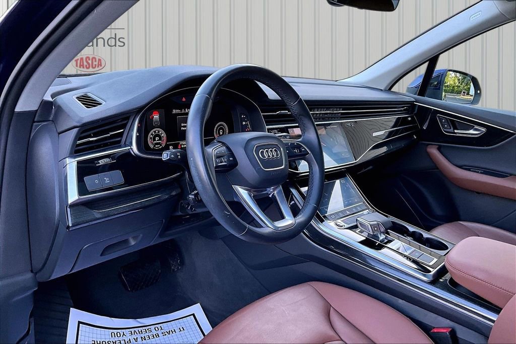 Used 2022 Audi Q7 3.0T Premium w/ Convenience Package AWD/4WD image 17