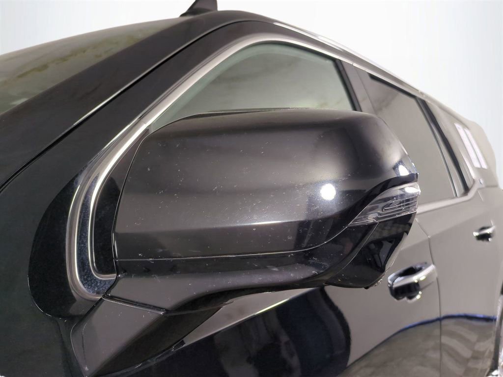 Used 2024 Cadillac Escalade Premium Luxury image 12
