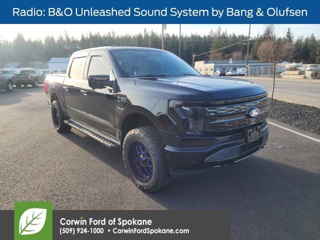 Used 2022 Ford F150 Lightning Platinum image 7