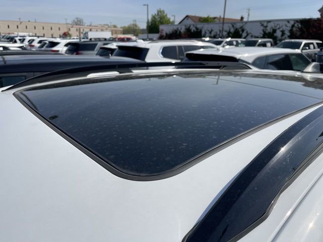 Used 2023 Chevrolet Equinox RS w/ RS Leather Package AWD/4WD image 8