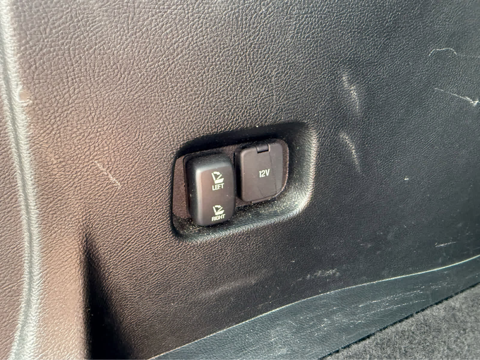 Used 2022 Ford Edge SEL image 19