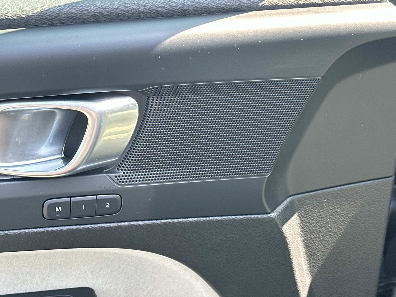 Certified 2026 Volvo XC40 B5 Plus w/ Protection Package Premier AWD/4WD image 16