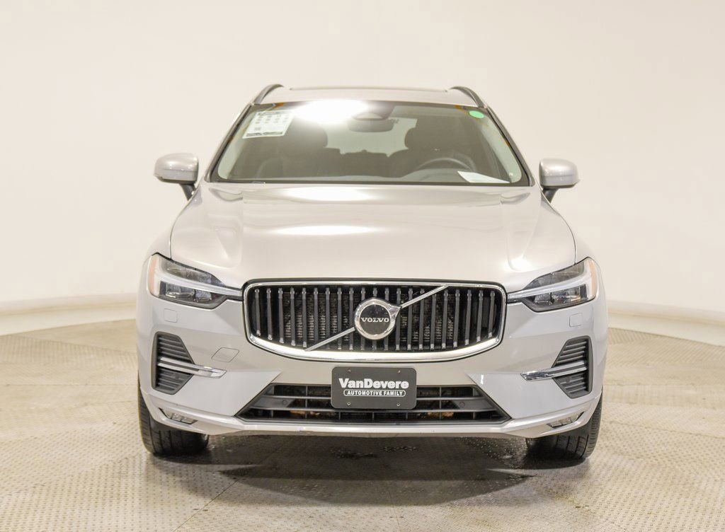 Used 2022 Volvo XC60 B5 Momentum w/ Climate Package image 33