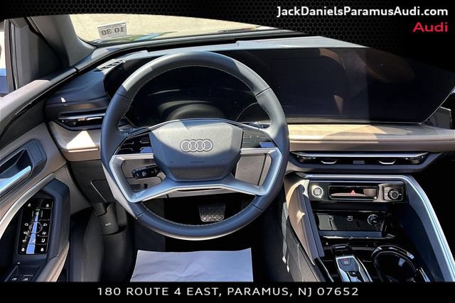 Used 2025 Audi Q5 Premium w/ Convenience Package AWD/4WD image 5