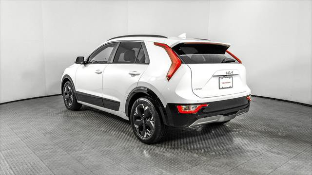 Used 2023 Kia Niro Wind w/ Wind Preserve Package FWD image 6