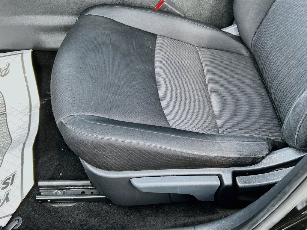 Used 2024 Nissan Sentra SV FWD image 18