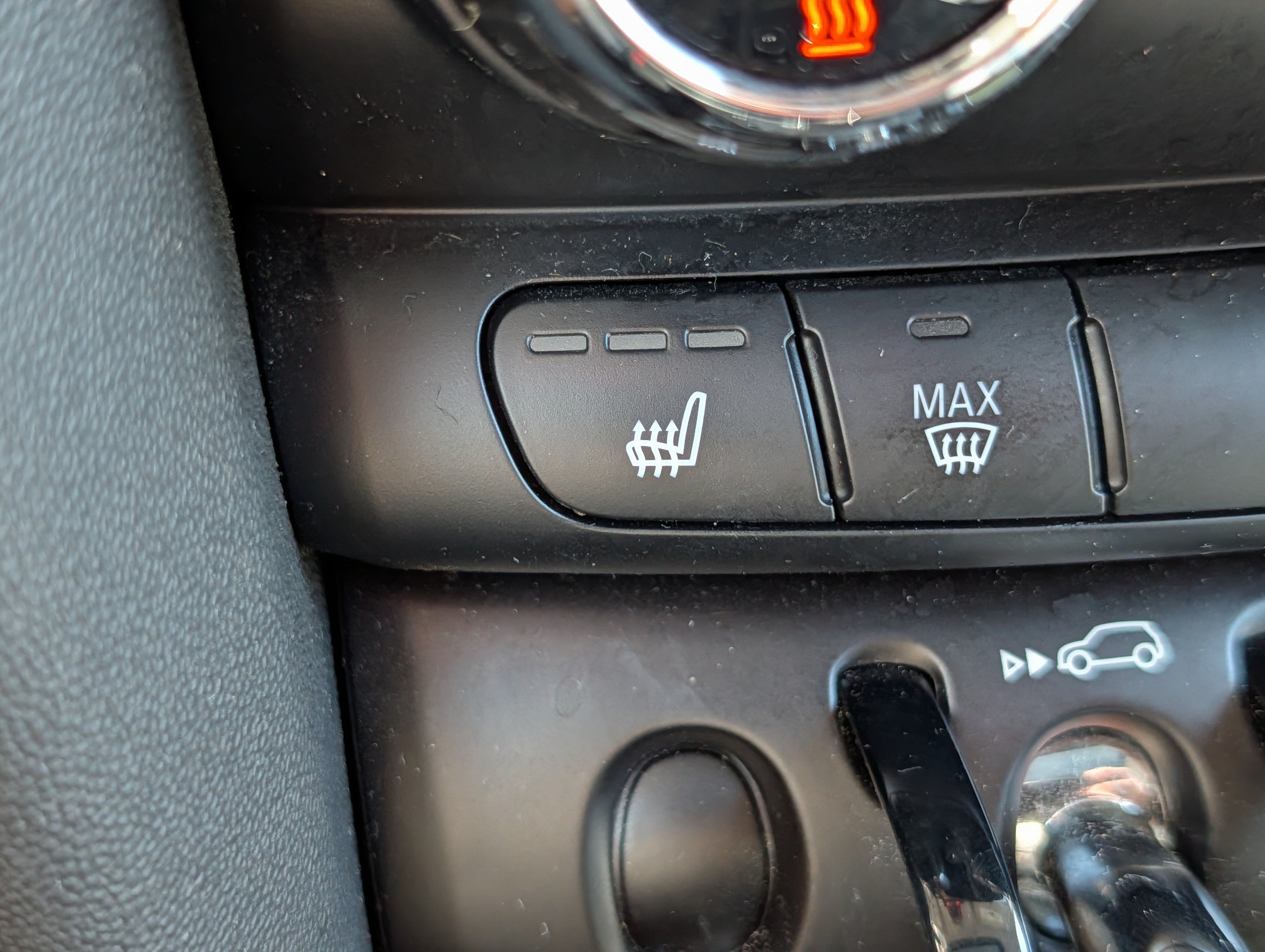 Used 2022 MINI Cooper SE FWD image 28