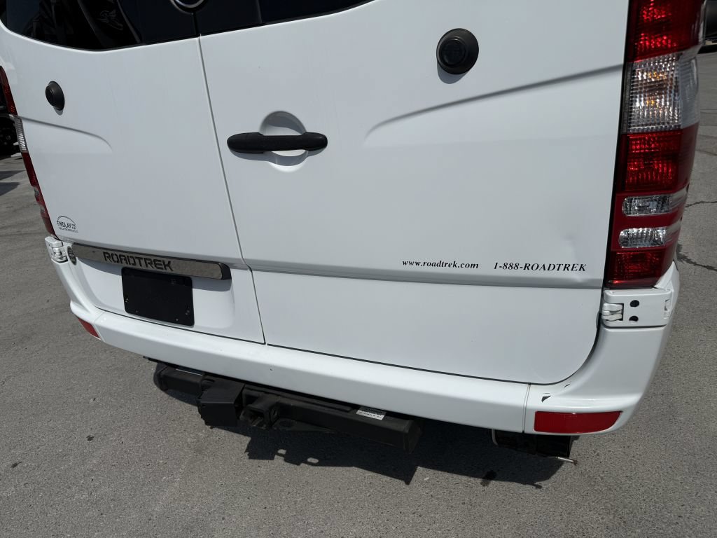 Used 2017 Mercedes-Benz Sprinter 3500 image 10