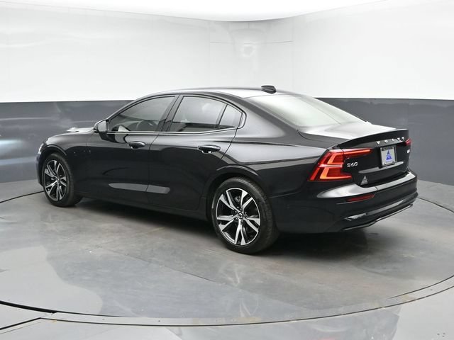 Used 2025 Volvo S60 B5 Plus AWD/4WD image 7