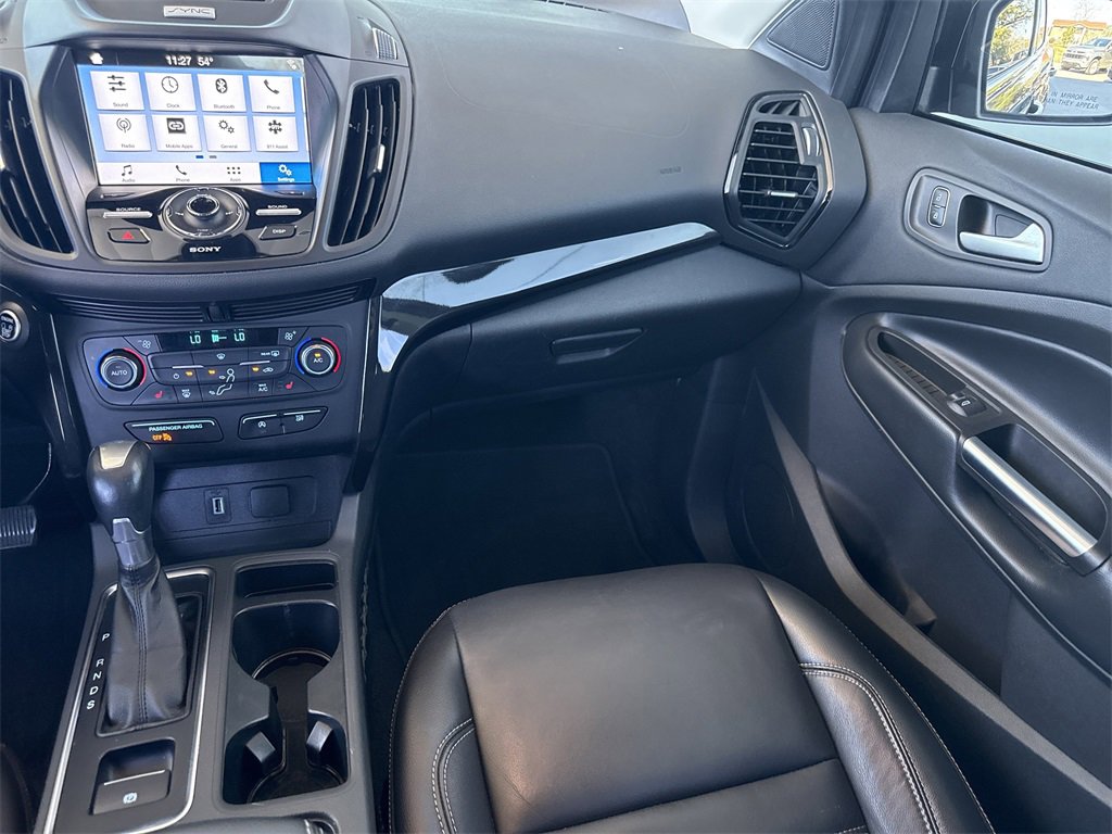 Used 2017 Ford Escape Titanium image 17