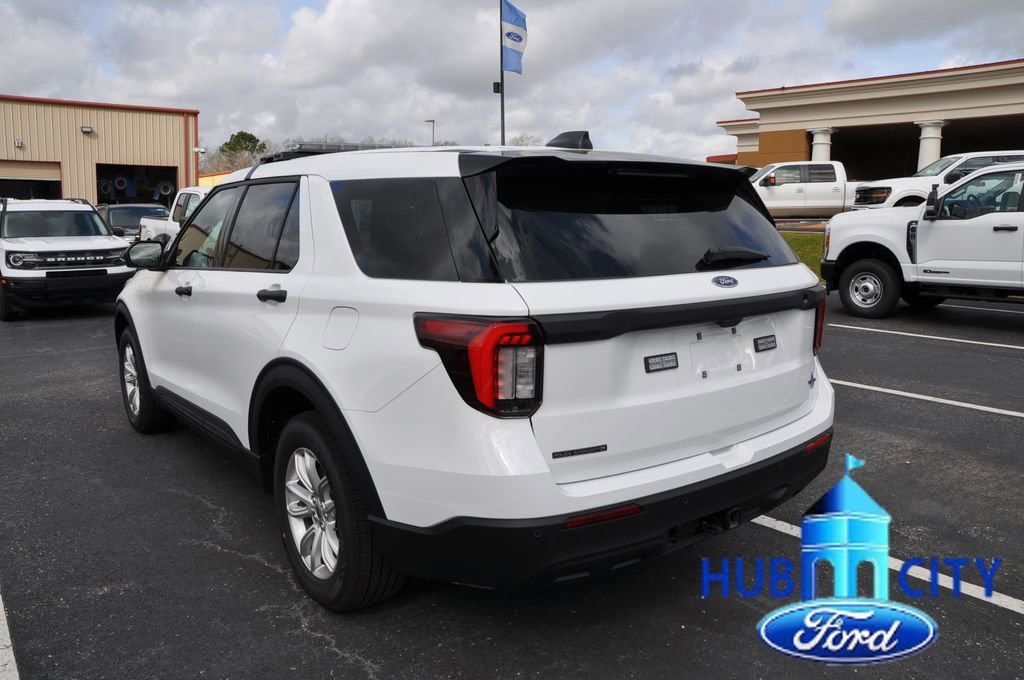 New 2025 Ford Explorer 4WD Police Interceptor image 3