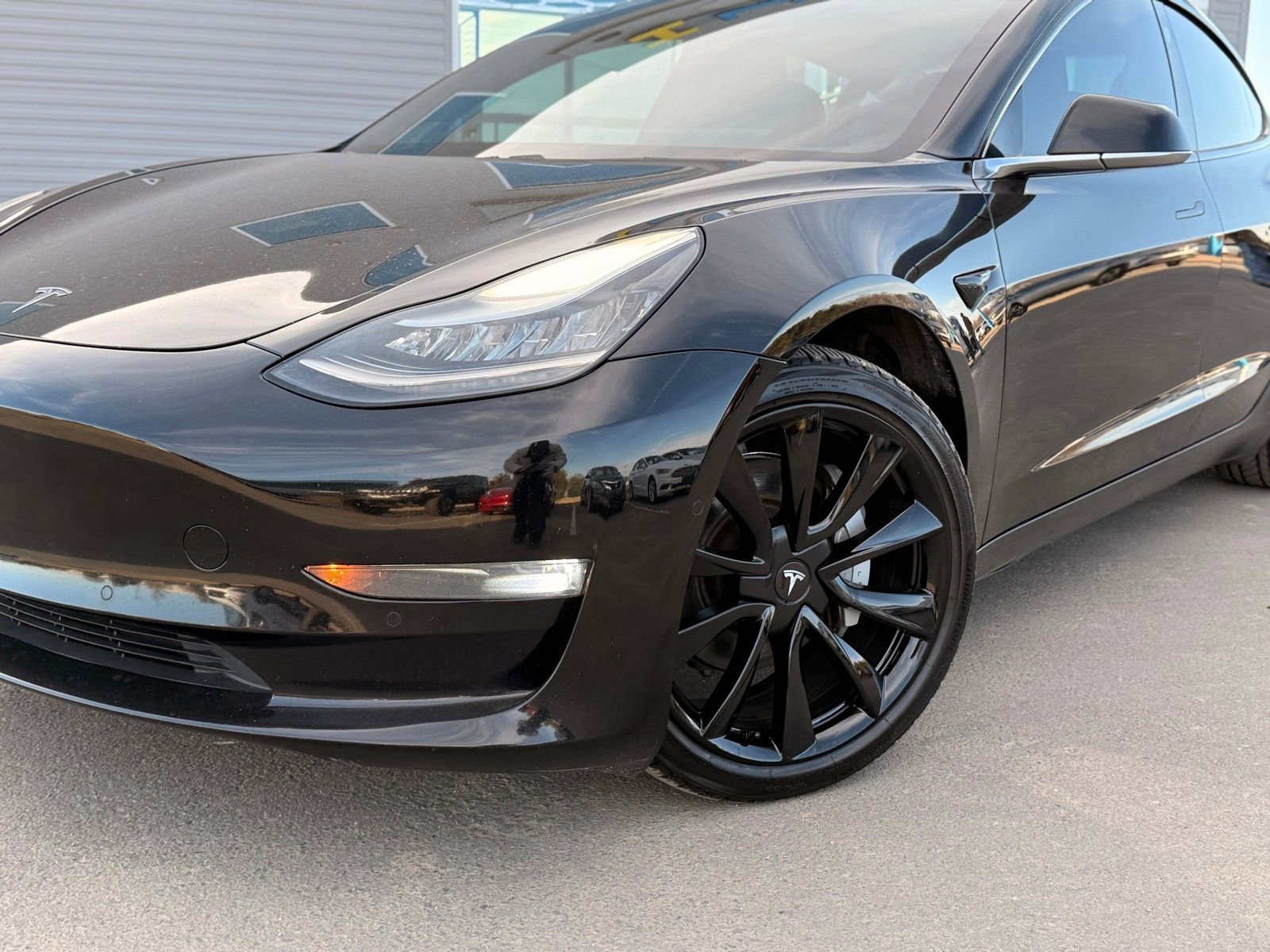 Used 2019 Tesla Model 3 Long Range image 2