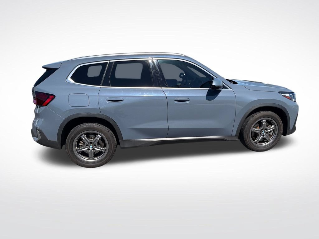 Used 2023 BMW X1 xDrive28i AWD/4WD image 6