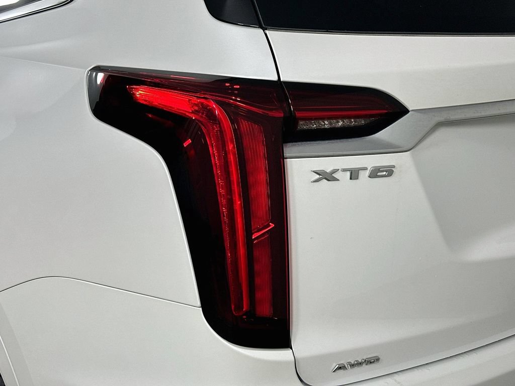Certified 2024 Cadillac XT6 Premium Luxury w/ LPO, Floor Liner Package AWD/4WD image 42