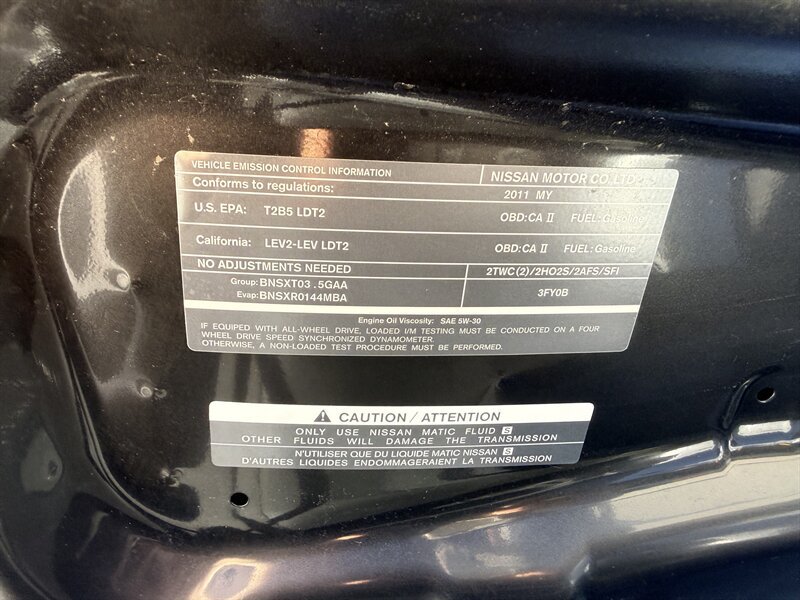 Used 2011 INFINITI FX35 AWD w/ Premium Pkg image 37
