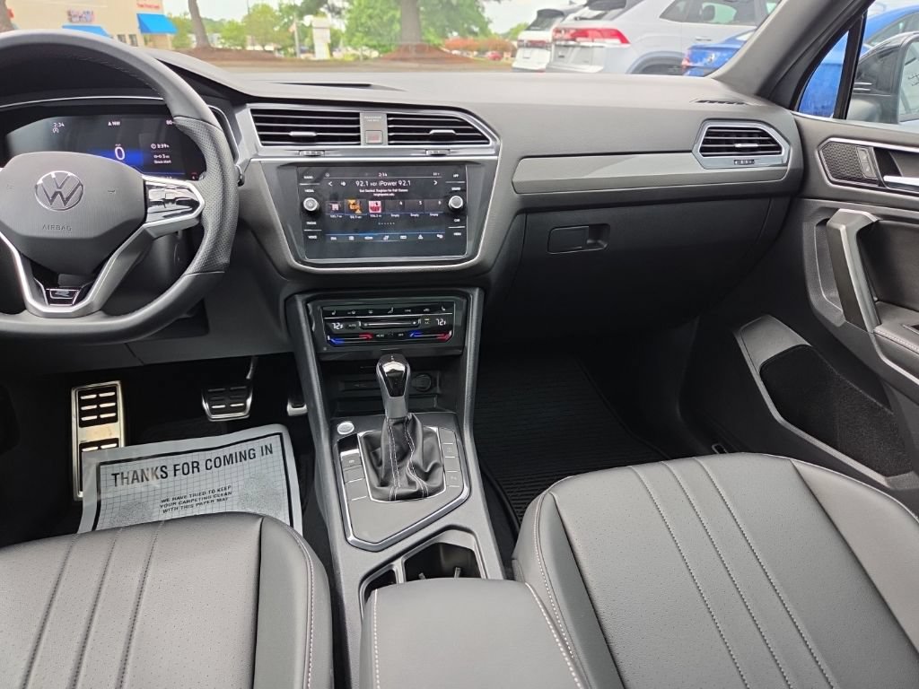 Certified 2024 Volkswagen Tiguan SE R-Line FWD image 15