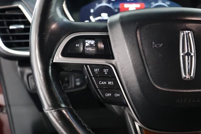 Used 2019 Lincoln Nautilus Select AWD/4WD image 23