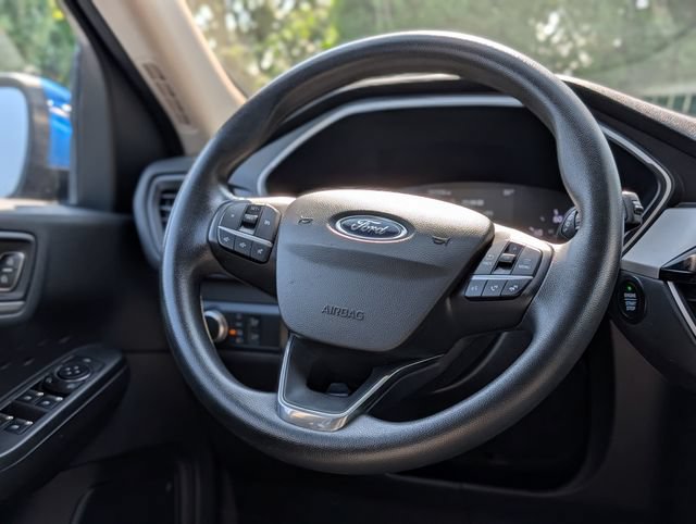 Used 2020 Ford Escape SE FWD image 14