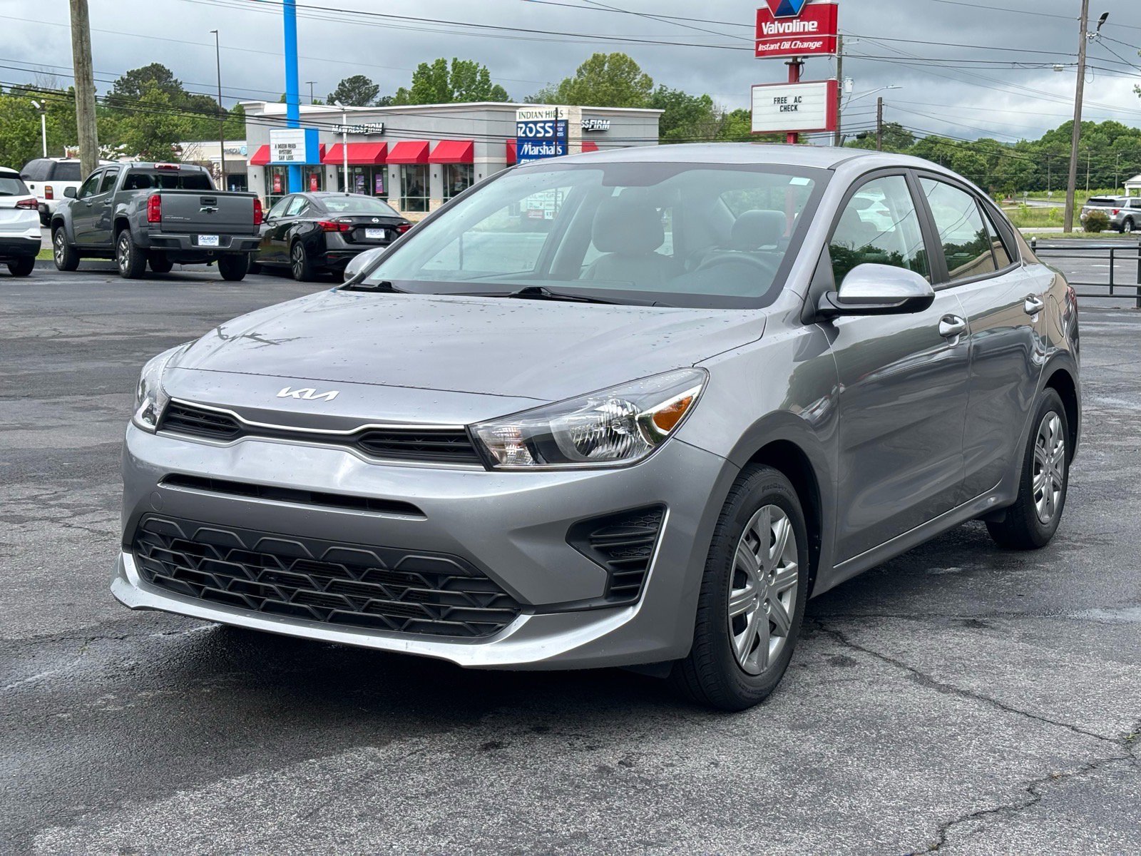 Used 2023 Kia Rio S FWD image 2