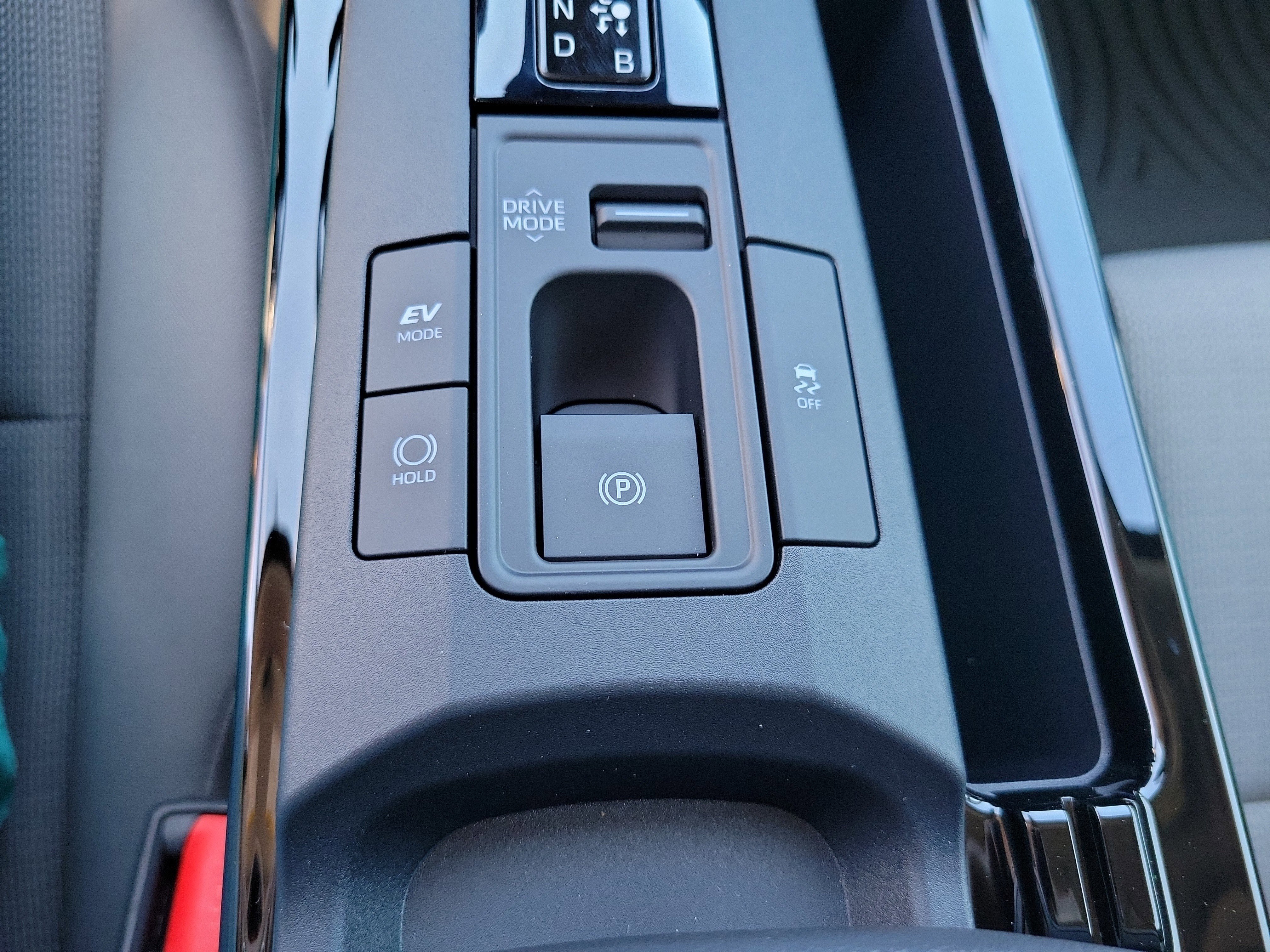New 2026 Toyota Prius LE image 25