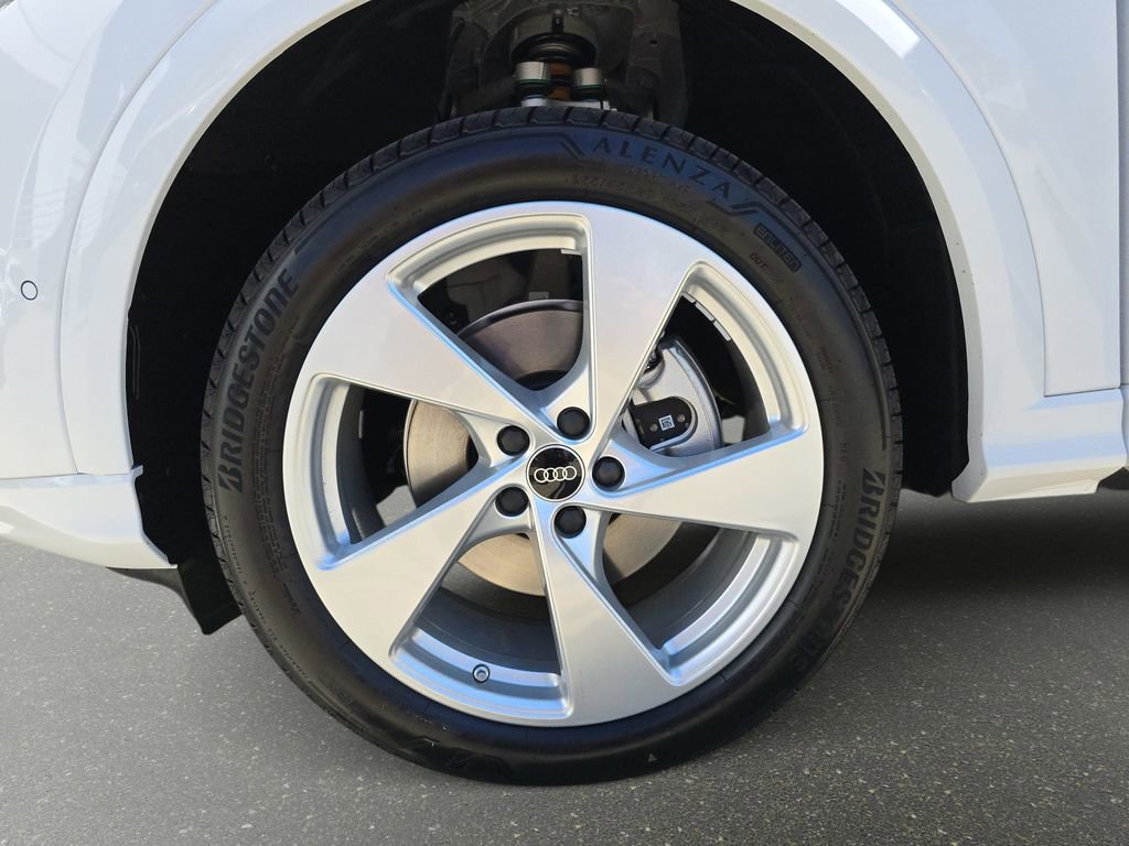 New 2026 Audi Q5 Premium Plus image 33