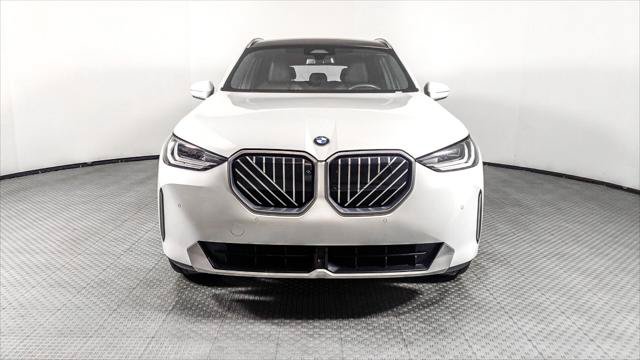 Used 2025 BMW X3 xDrive30i w/ Premium Package AWD/4WD image 12