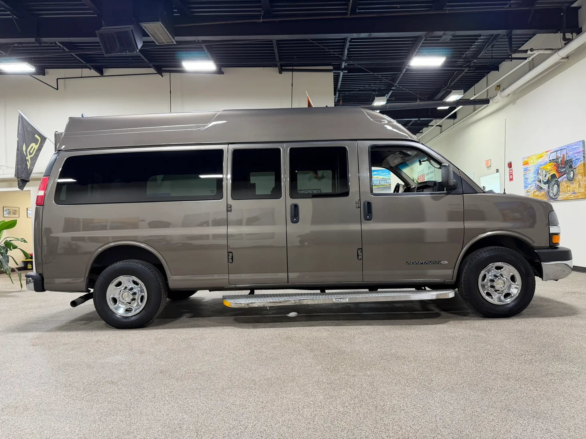 Used 2014 Chevrolet Express 3500 LT w/ LT Preferred Equipment Group RWD image 4