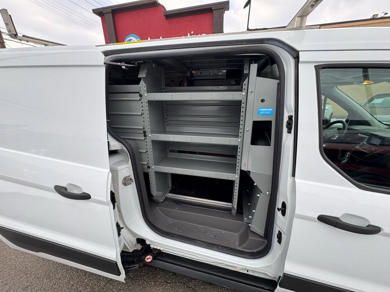 Used 2022 Ford Transit Connect XL image 13