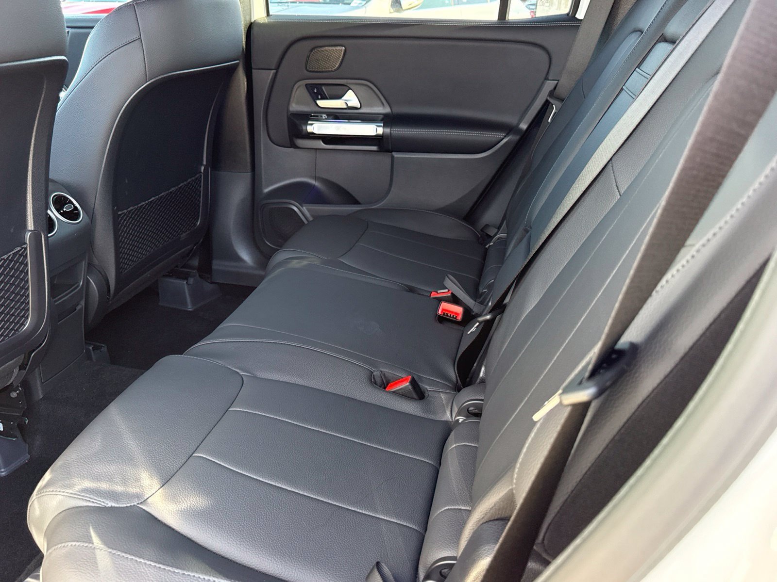New 2026 Mercedes-Benz GLB 250 4MATIC image 29