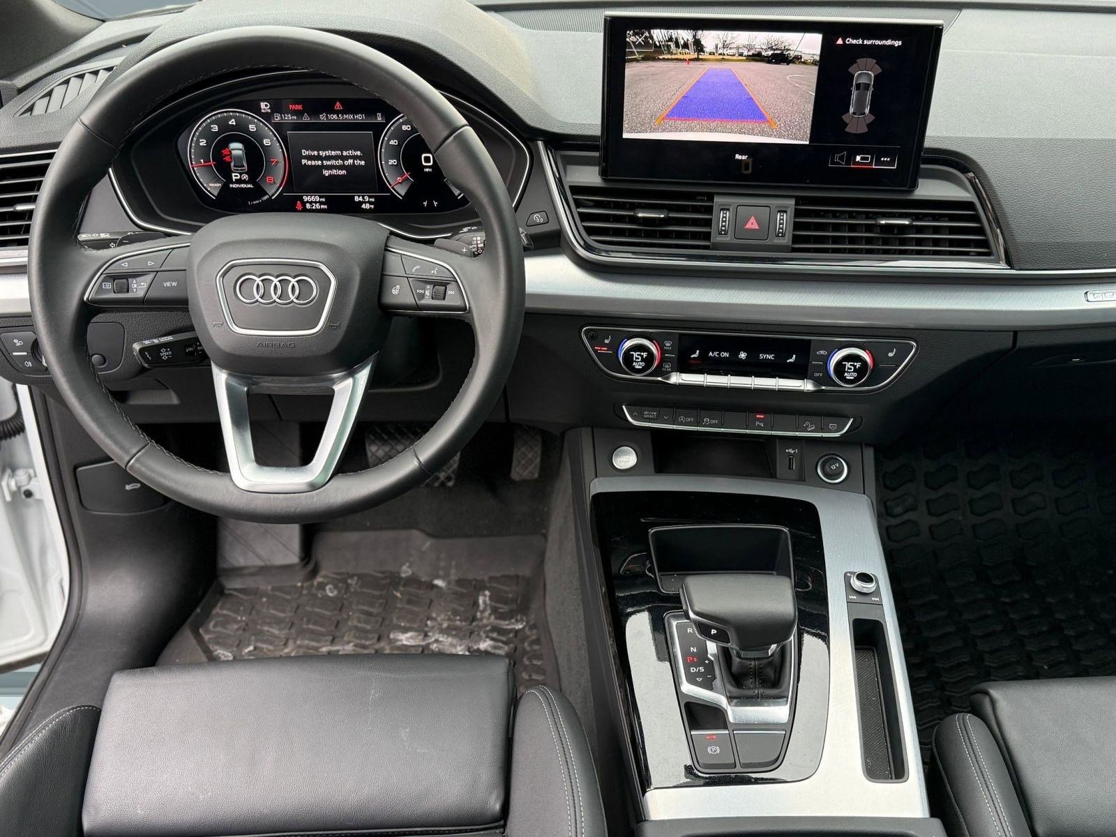 Certified 2025 Audi Q5 2.0T Premium w/ Convenience Plus Package image 29
