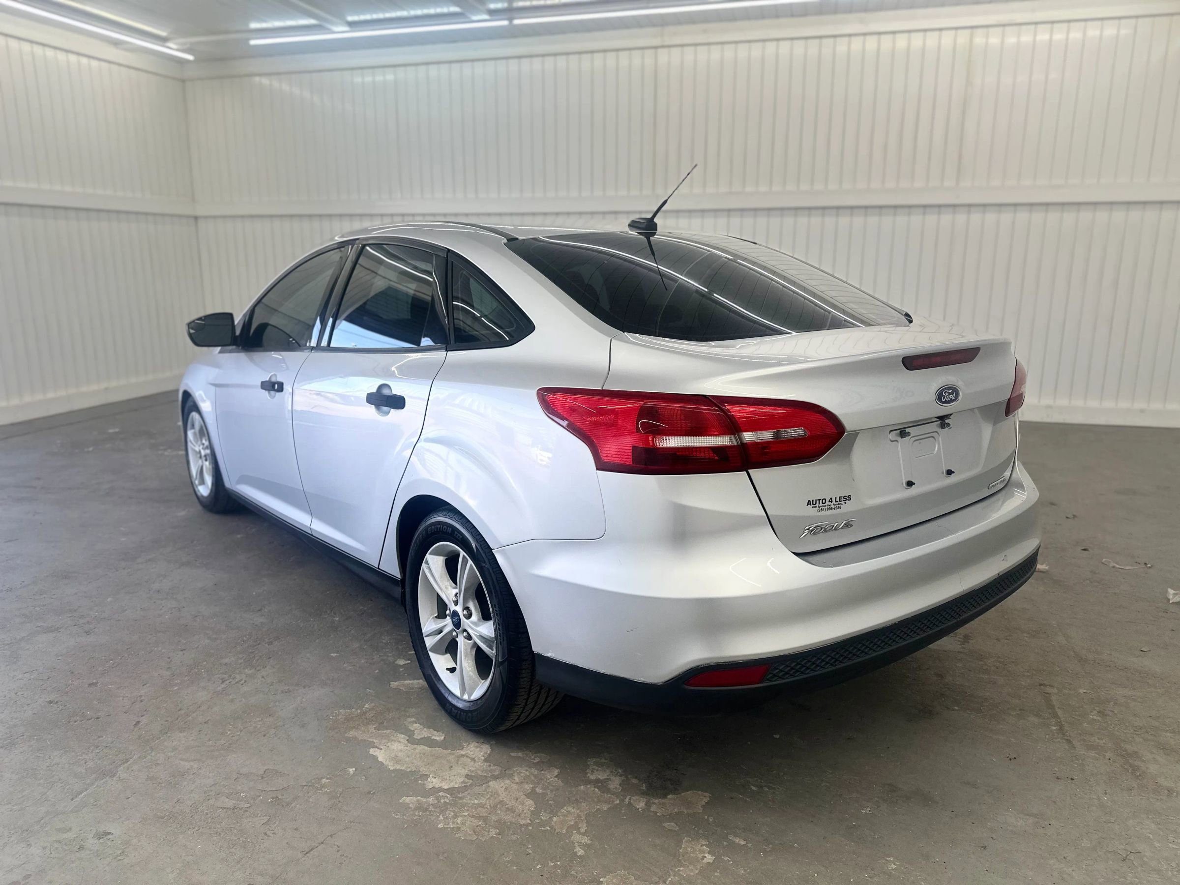 Used 2016 Ford Focus S FWD image 7