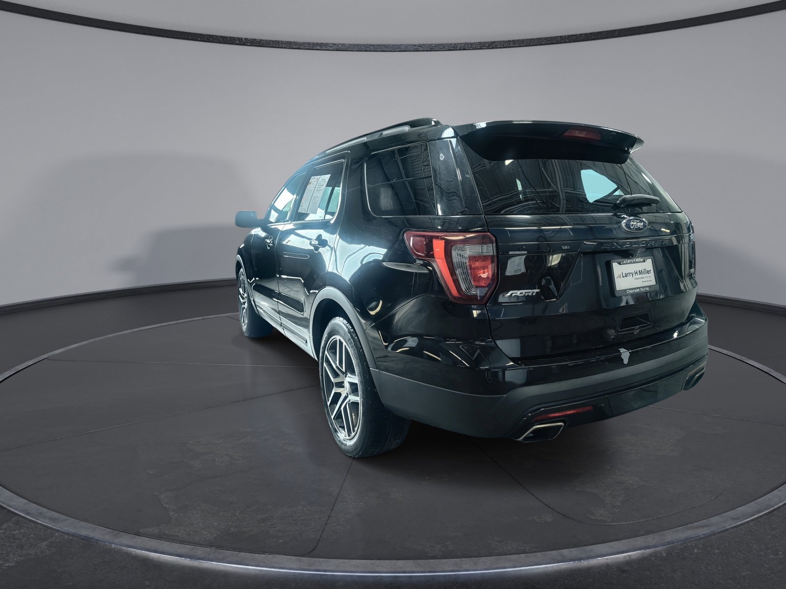 Used 2017 Ford Explorer Sport AWD/4WD image 12
