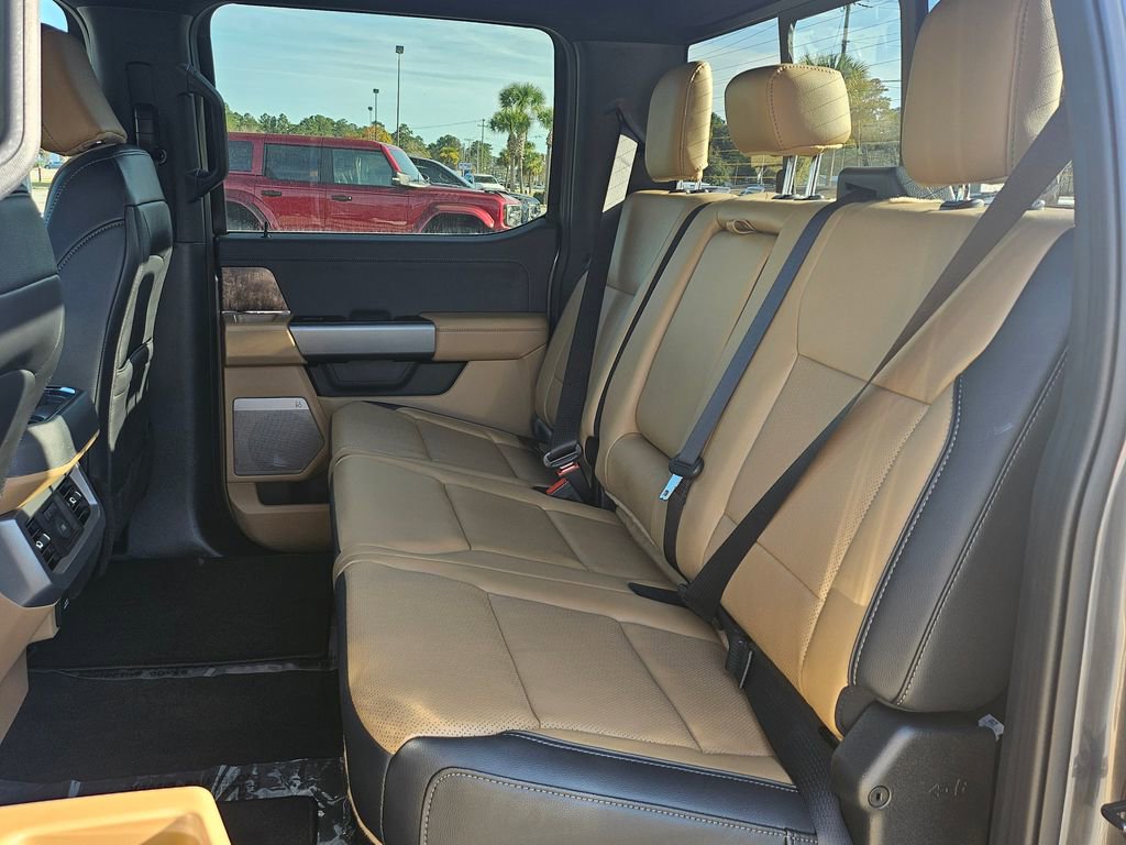 New 2026 Ford F250 Lariat w/ Lariat Premium Package image 5