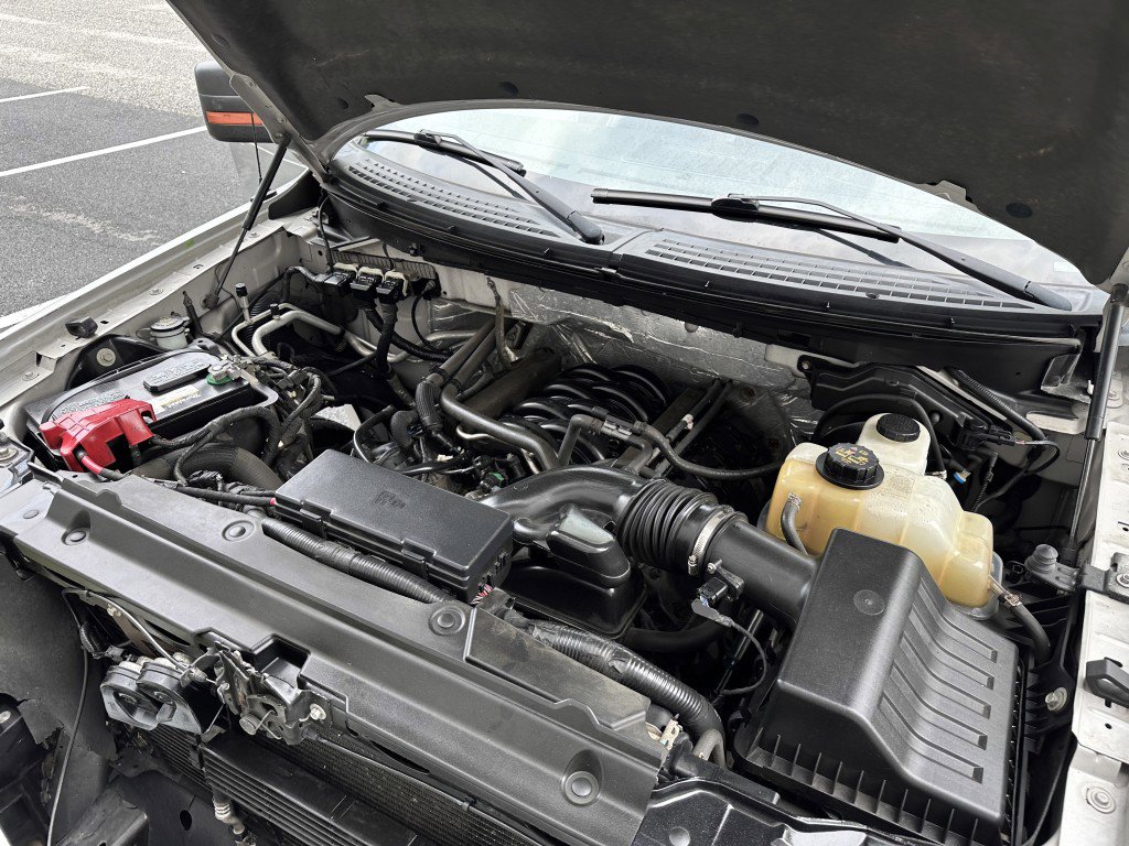 Used 2013 Ford F150 Lariat w/ Mid Equipment Group AWD/4WD image 31