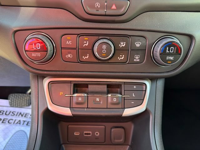 Certified 2023 GMC Terrain SLE w/ Driver Convenience Package AWD/4WD image 20