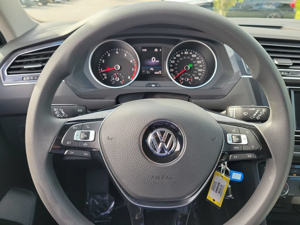 Used 2021 Volkswagen Tiguan S FWD image 8