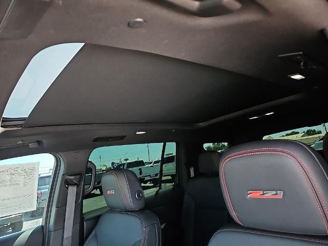 Used 2024 Chevrolet Traverse Z71 w/ Enhanced Driving Package AWD/4WD image 21