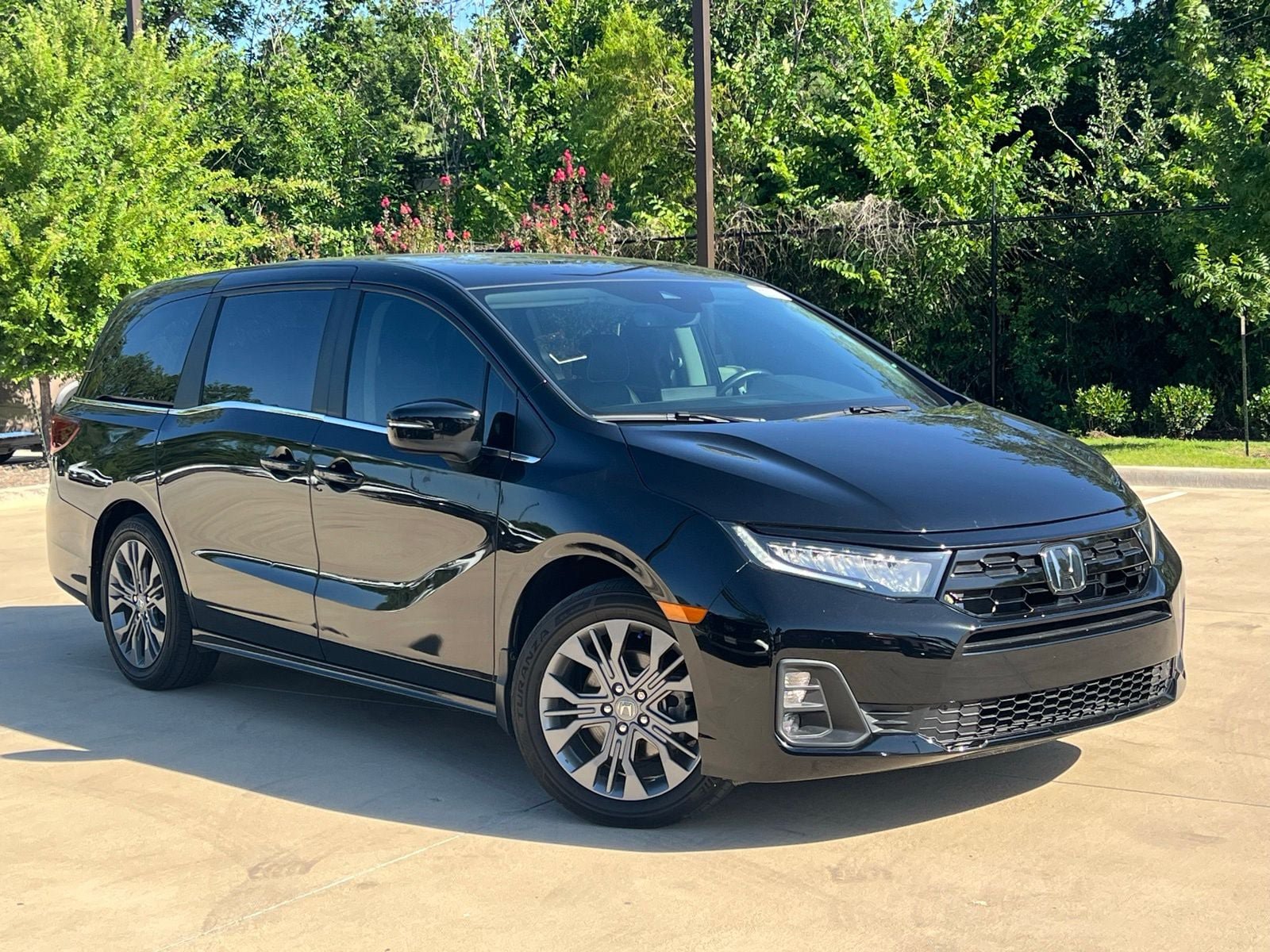 Used 2025 Honda Odyssey Touring
