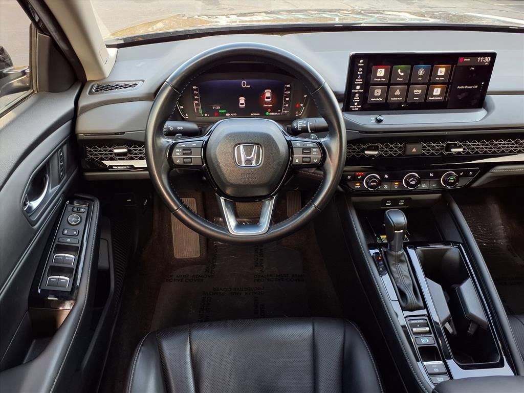 Used 2024 Honda Accord Touring image 14