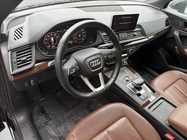 Used 2020 Audi Q5 2.0T Premium Plus w/ Premium Plus Package AWD/4WD image 13
