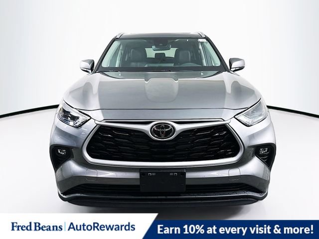 New 2026 Toyota Highlander XLE image 3