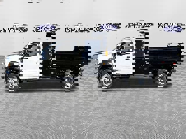 New 2026 Ford F550 4x4 Regular Cab Super Duty image 4