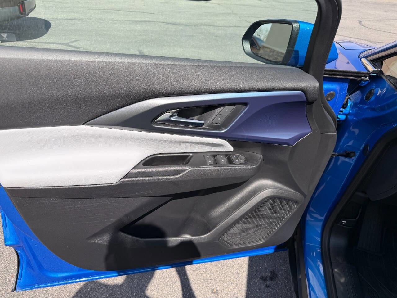 Used 2024 Chevrolet Equinox EV LT w/ LPO, All-Weather Mat Package image 26