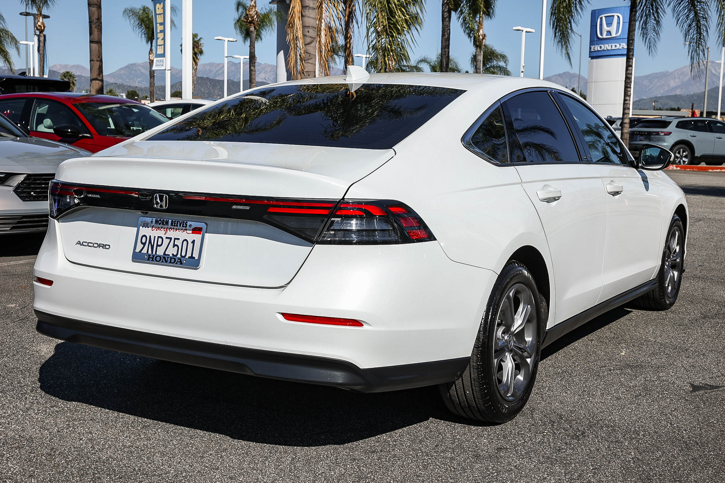 Used 2024 Honda Accord EX image 7