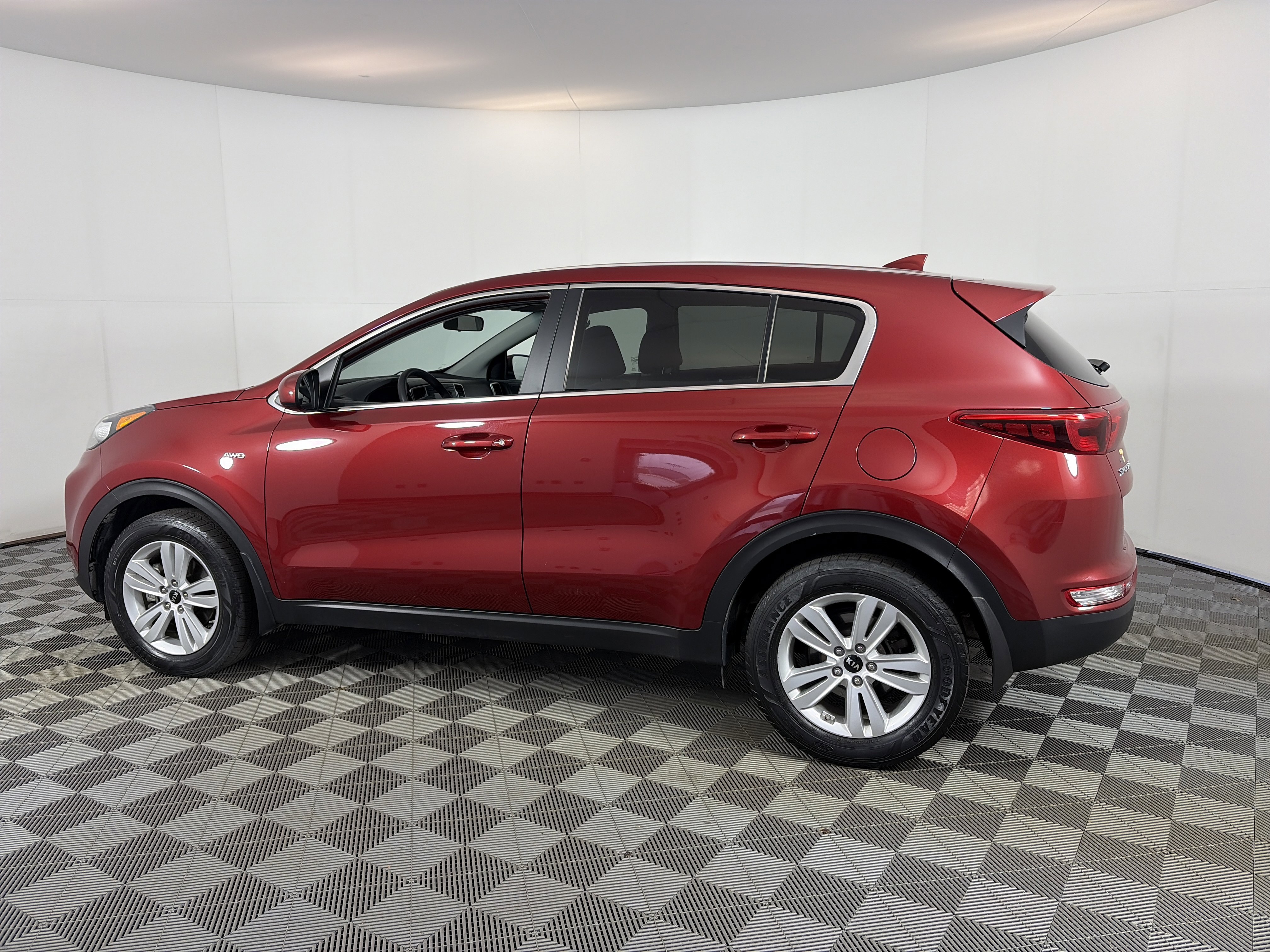 Used 2017 Kia Sportage LX AWD/4WD image 4