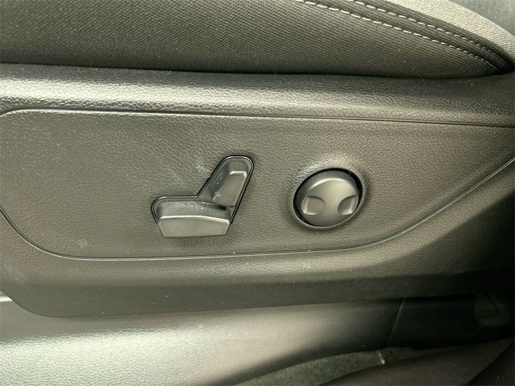 Used 2024 RAM 1500 Big Horn image 10